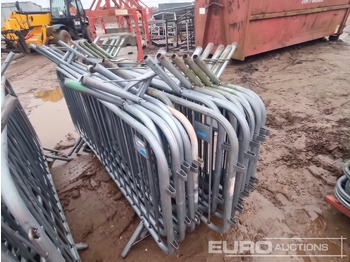 Celtniecības maisītājs Bundle of Metal Safety Barriers (2 of): foto 5