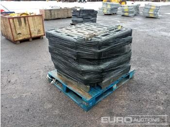 Celtniecības maisītājs Pallet of Rubber Bases to suit Heras Fencing: foto 1