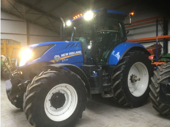 Traktors NEW HOLLAND T7.210