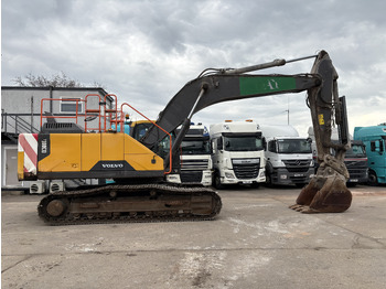 Kāpurķēžu ekskavators VOLVO EC300EL