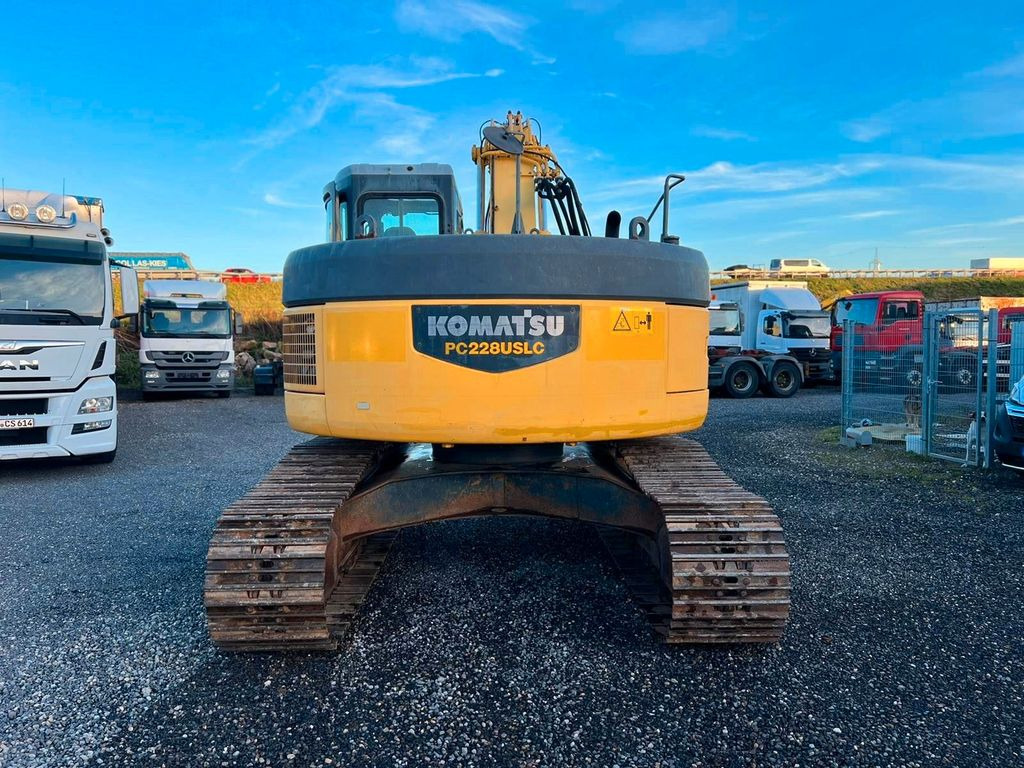 Kāpurķēžu ekskavators Komatsu PC228USLC  23200 Kg 107 Kw: foto 11