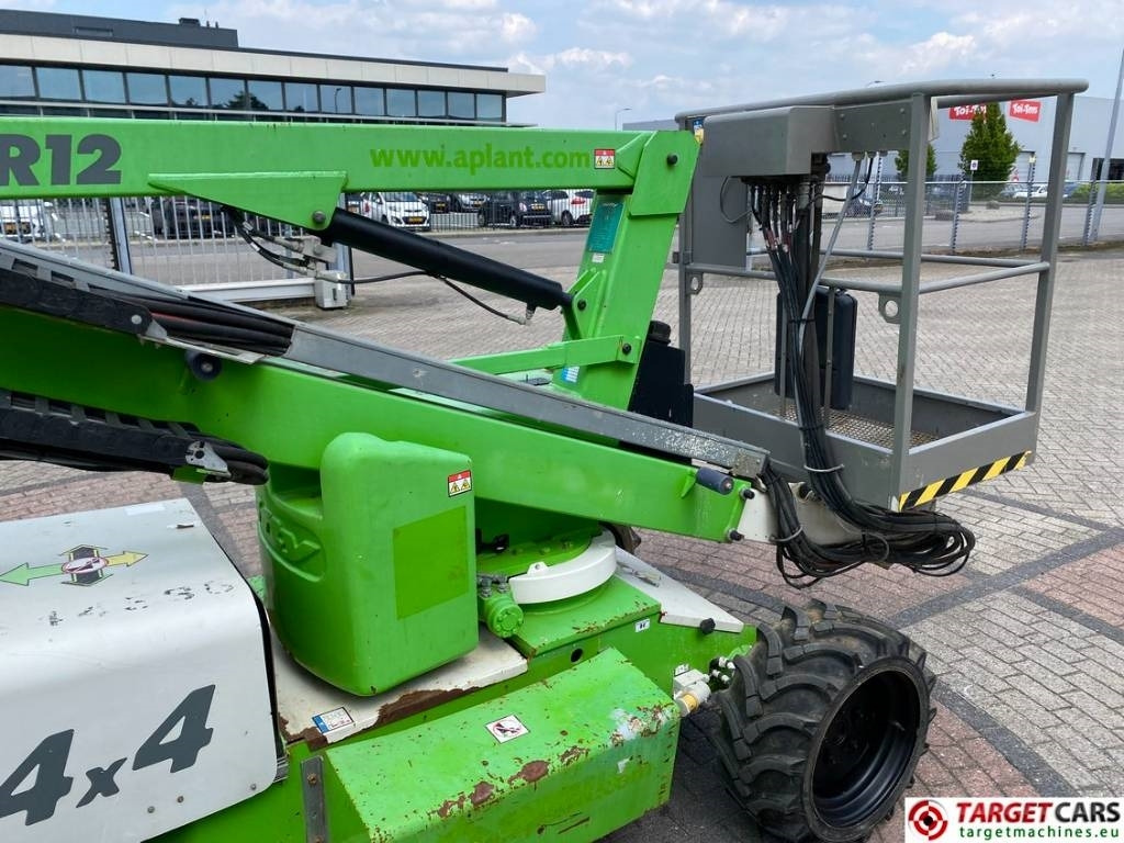 Izlices pacēlājs Niftylift HR12D 4WD Articulated Diesel Boom Work Lift 1220cm: foto 39