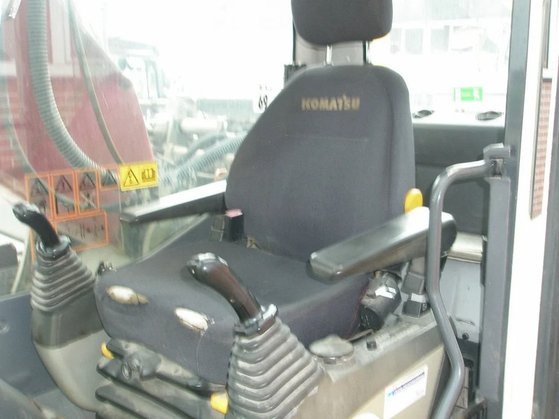 Kāpurķēžu ekskavators Komatsu PC 210LC-8: foto 7