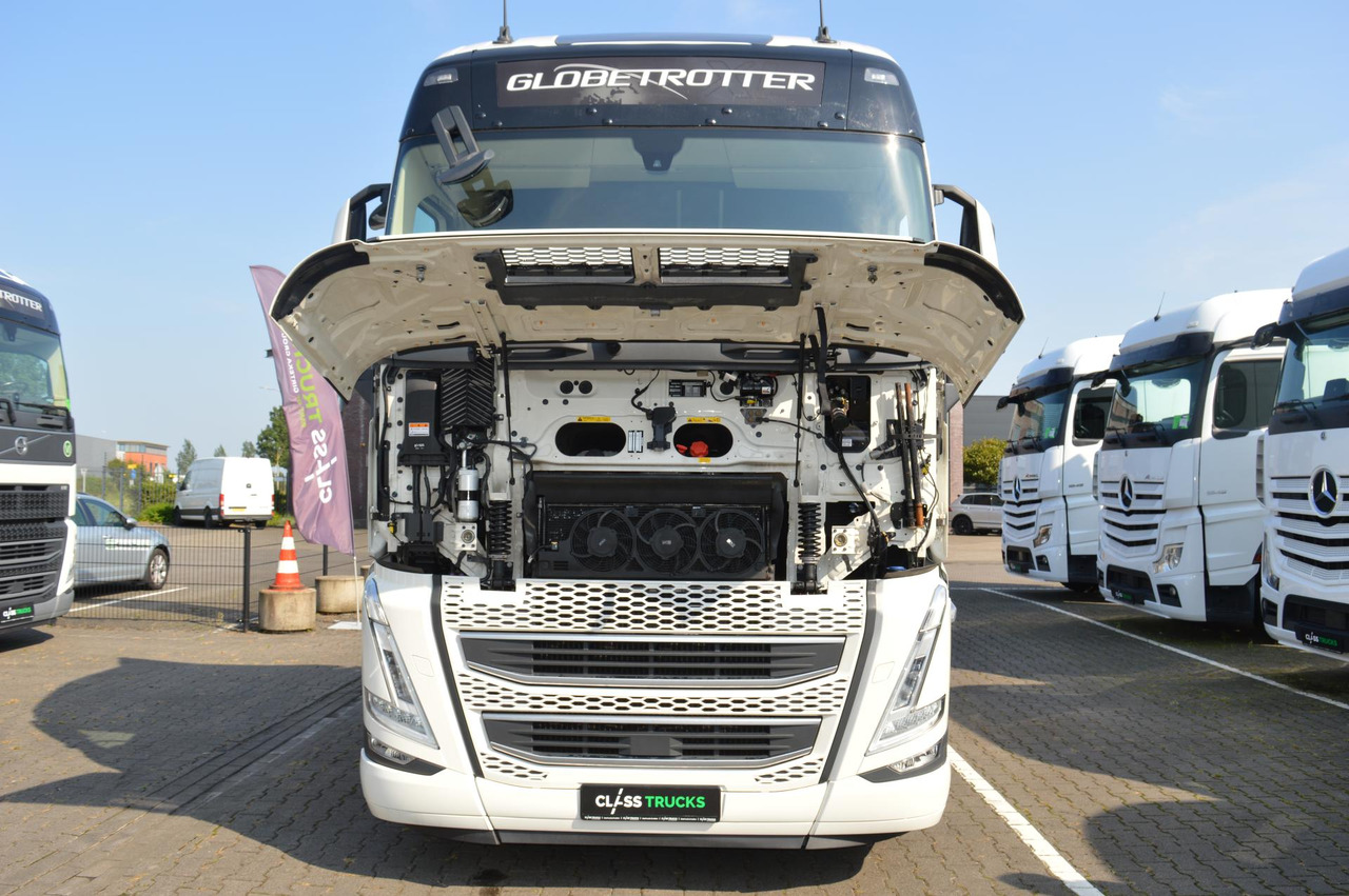 Vilcējs Volvo FH 500 Globetrotter XL: foto 16