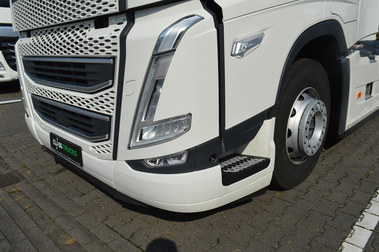 Vilcējs Volvo FH 500 Globetrotter XL: foto 7