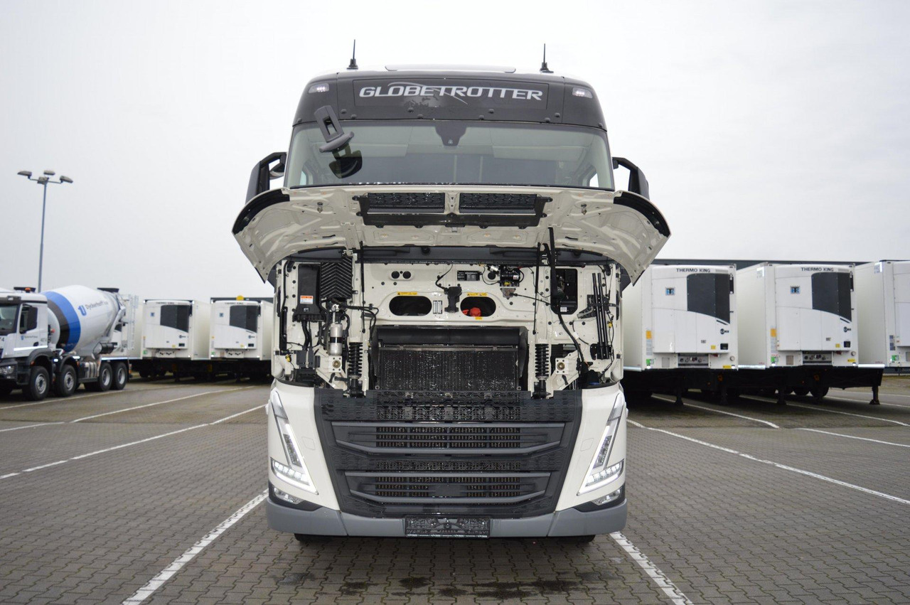 Vilcējs Volvo FH 500 Globetrotter XL: foto 16