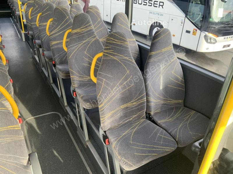 Piepilsētas autobuss Mercedes Intouro: foto 10