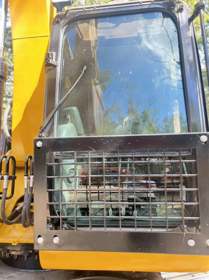 Kāpurķēžu ekskavators CAT 320 D L: foto 15