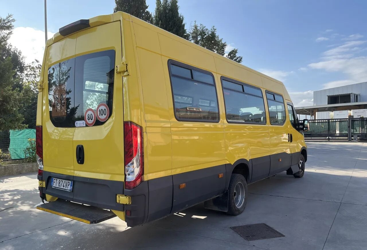 Mikroautobuss, Pasažieru furgons IVECO Daily: foto 6