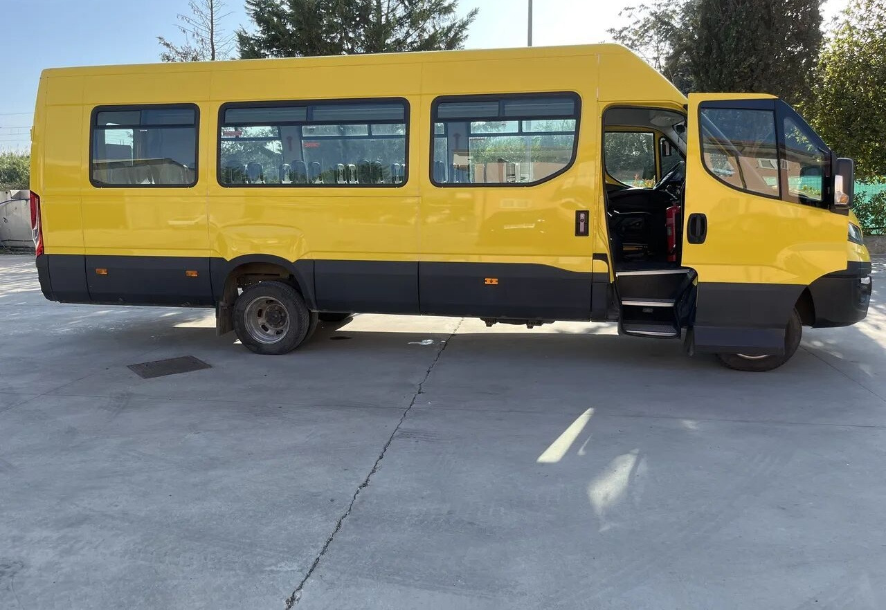 Mikroautobuss, Pasažieru furgons IVECO Daily: foto 8