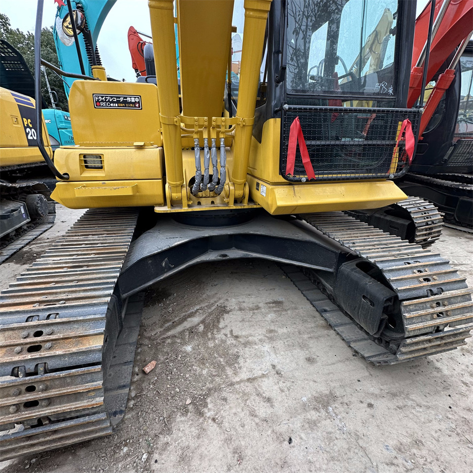 Kāpurķēžu ekskavators KOMATSU PC130-7: foto 7