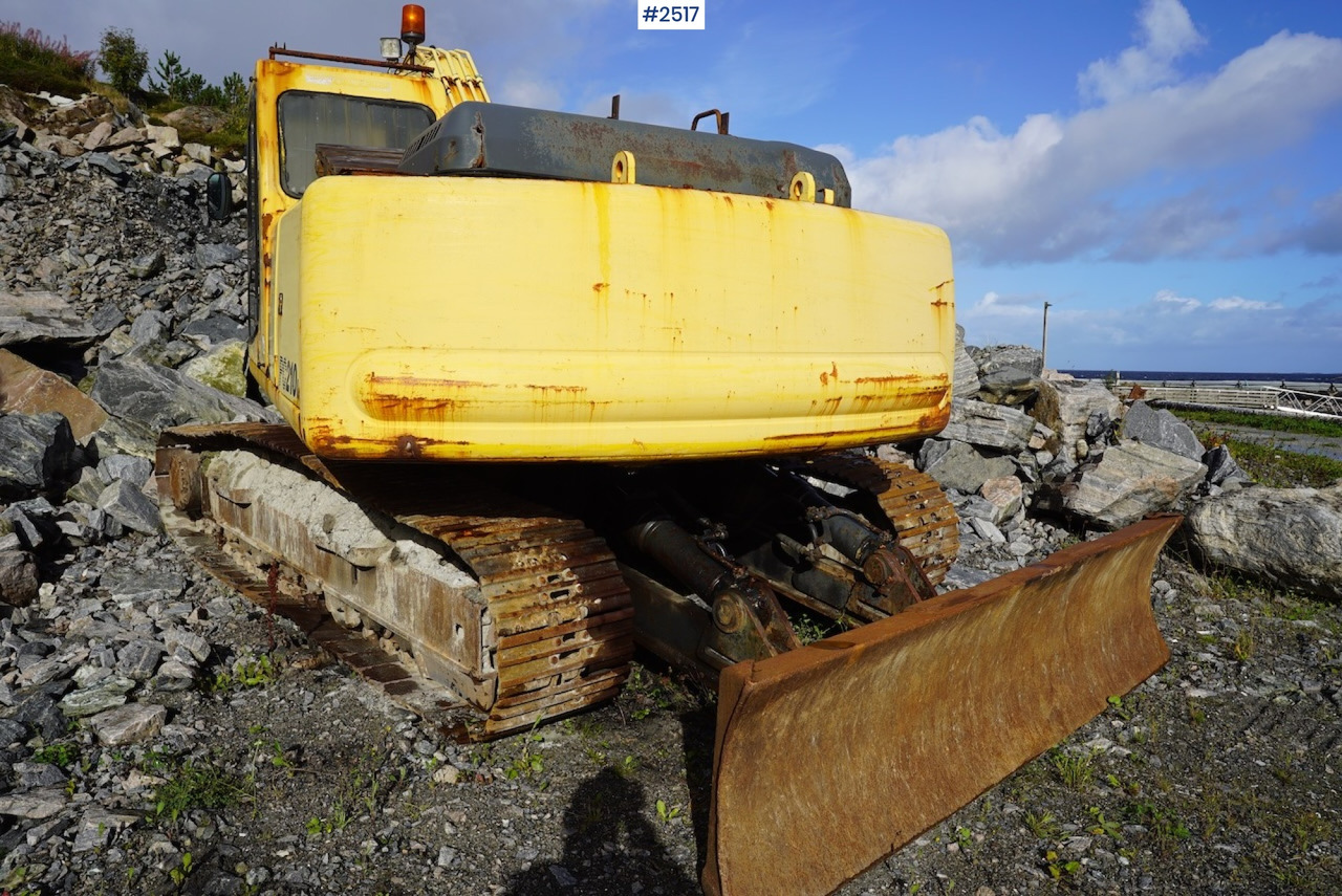 Kāpurķēžu ekskavators 2002 Komatsu PC210LC-6K w/shear: foto 10