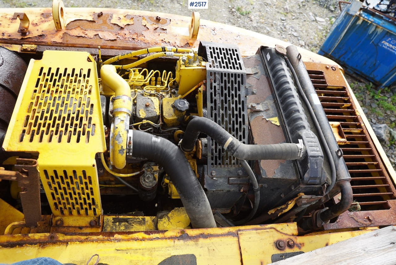 Kāpurķēžu ekskavators 2002 Komatsu PC210LC-6K w/shear: foto 40