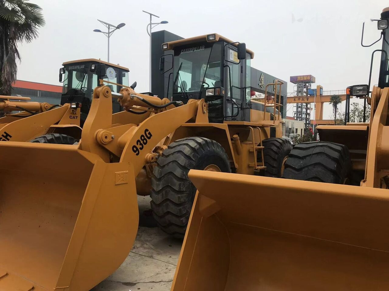 Riteņu iekrāvējs Caterpillar 938G: foto 11