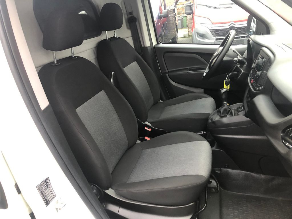 Mazs furgons Fiat Doblò SX Kasten 1.3 JTD: foto 13