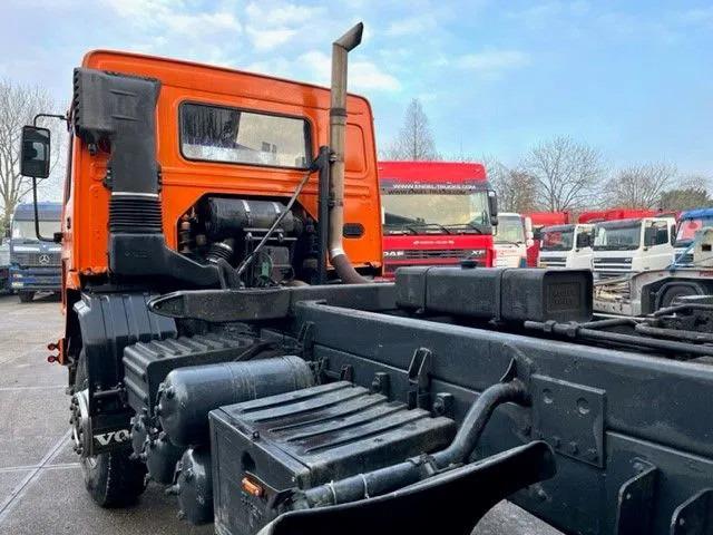 Kravas automašīna pašizgāzējs Volvo FL 12.380 6x6 FULL STEEL SUSPENSION MEILLER KIPPER (EURO 2 / MANUAL GEARBOX / REDUCTION AXLES / FULL STEEL SUSPENSION): foto 16