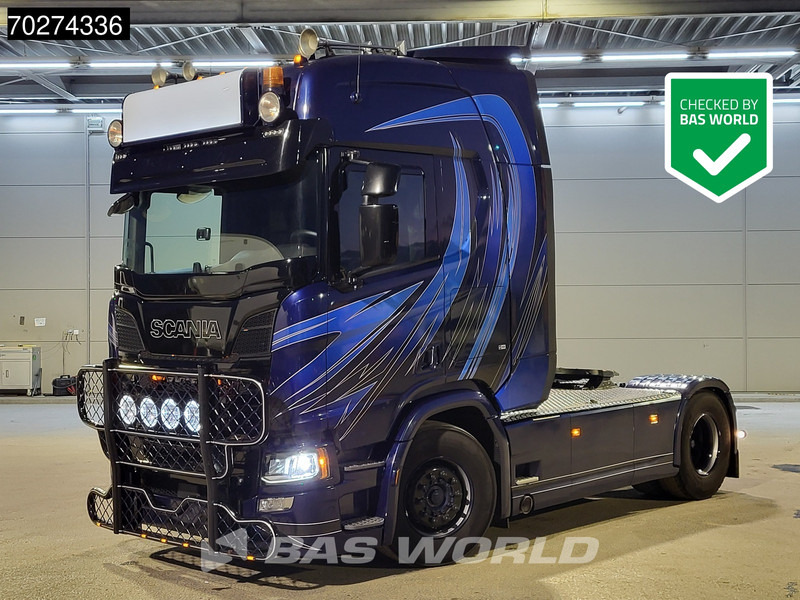Vilcējs Scania R450 R 4X2 Retarder 2xTanks ACC LED Standklima: foto 1