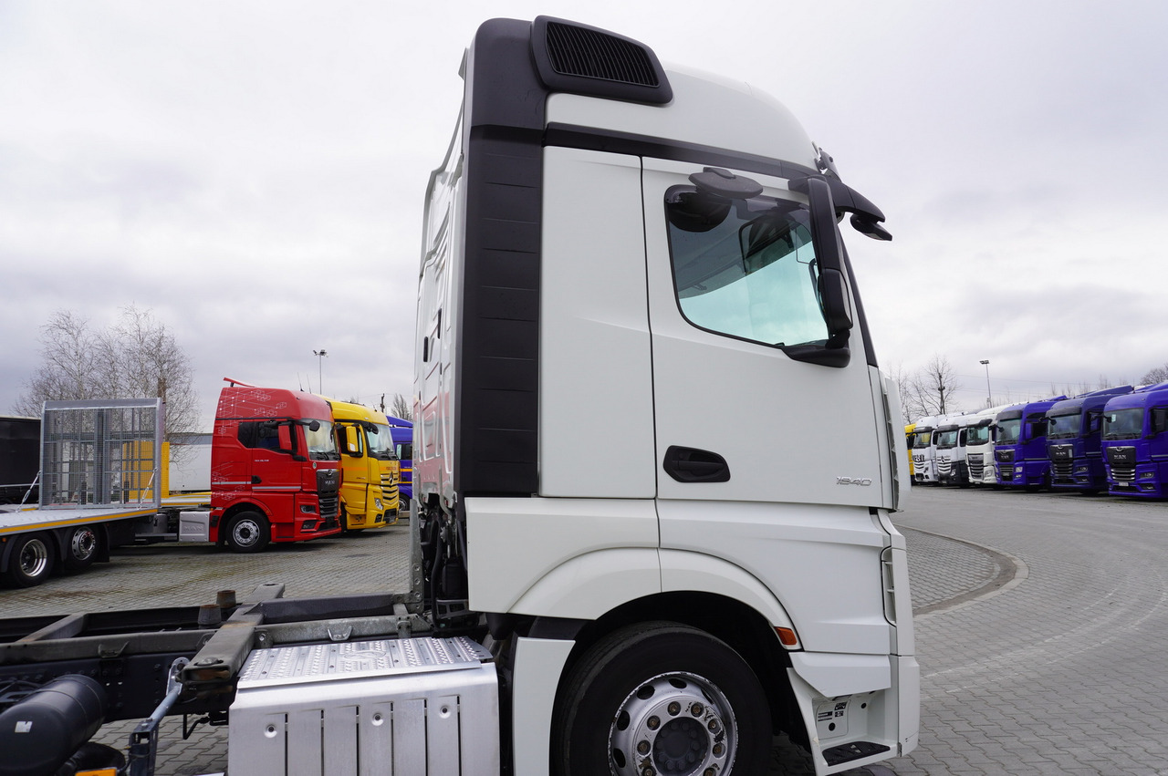 Konteineru vedējs/ Kravas automašīna ar noņemamā virsbūve MERCEDES-BENZ Actros 1840 / BDF standard / 2019: foto 13