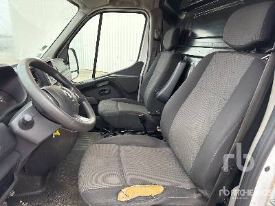 Autopacēlājs RENAULT MASTER 2020 Klubb K32 10 m on Camion N ...: foto 13