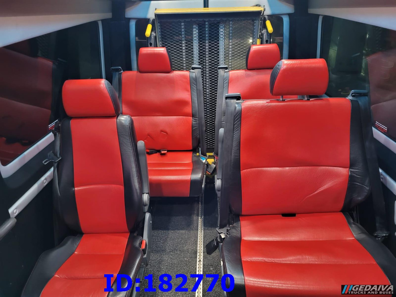 Starppilsētu autobuss MERCEDES-BENZ Sprinter 319 VIP Euro5: foto 21