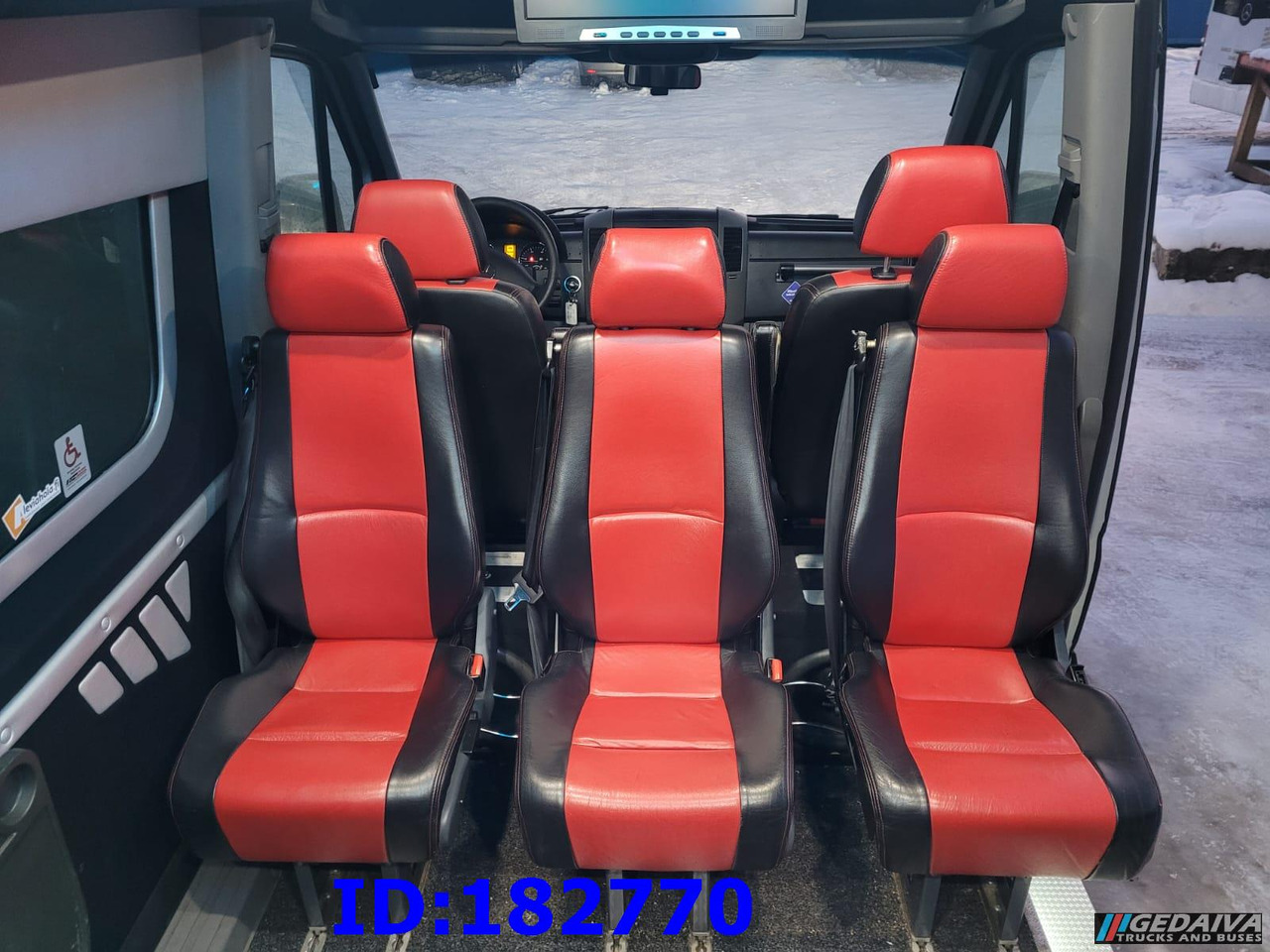 Starppilsētu autobuss MERCEDES-BENZ Sprinter 319 VIP Euro5: foto 23