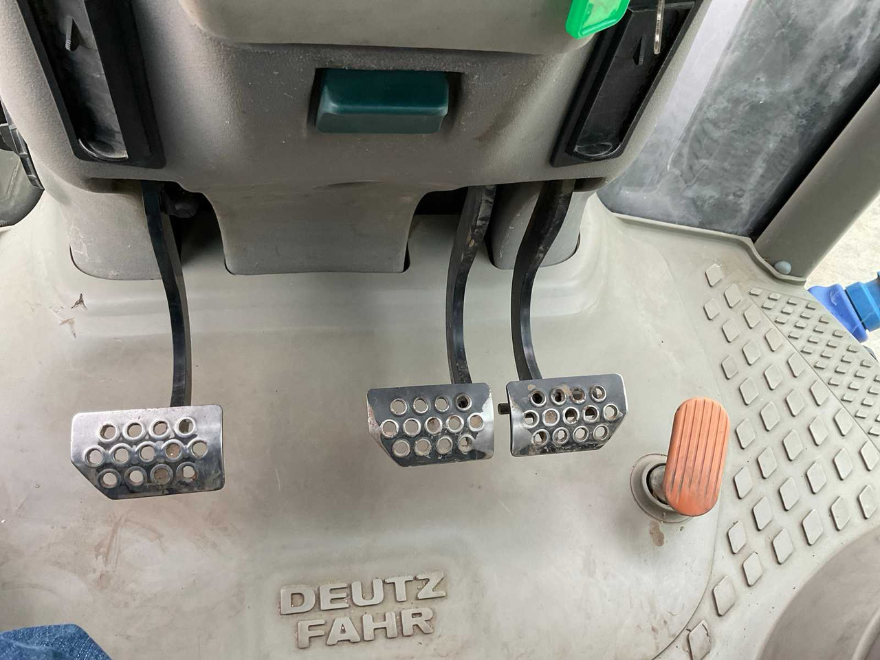 Traktors Deutz-Fahr Agrotron 6150: foto 31