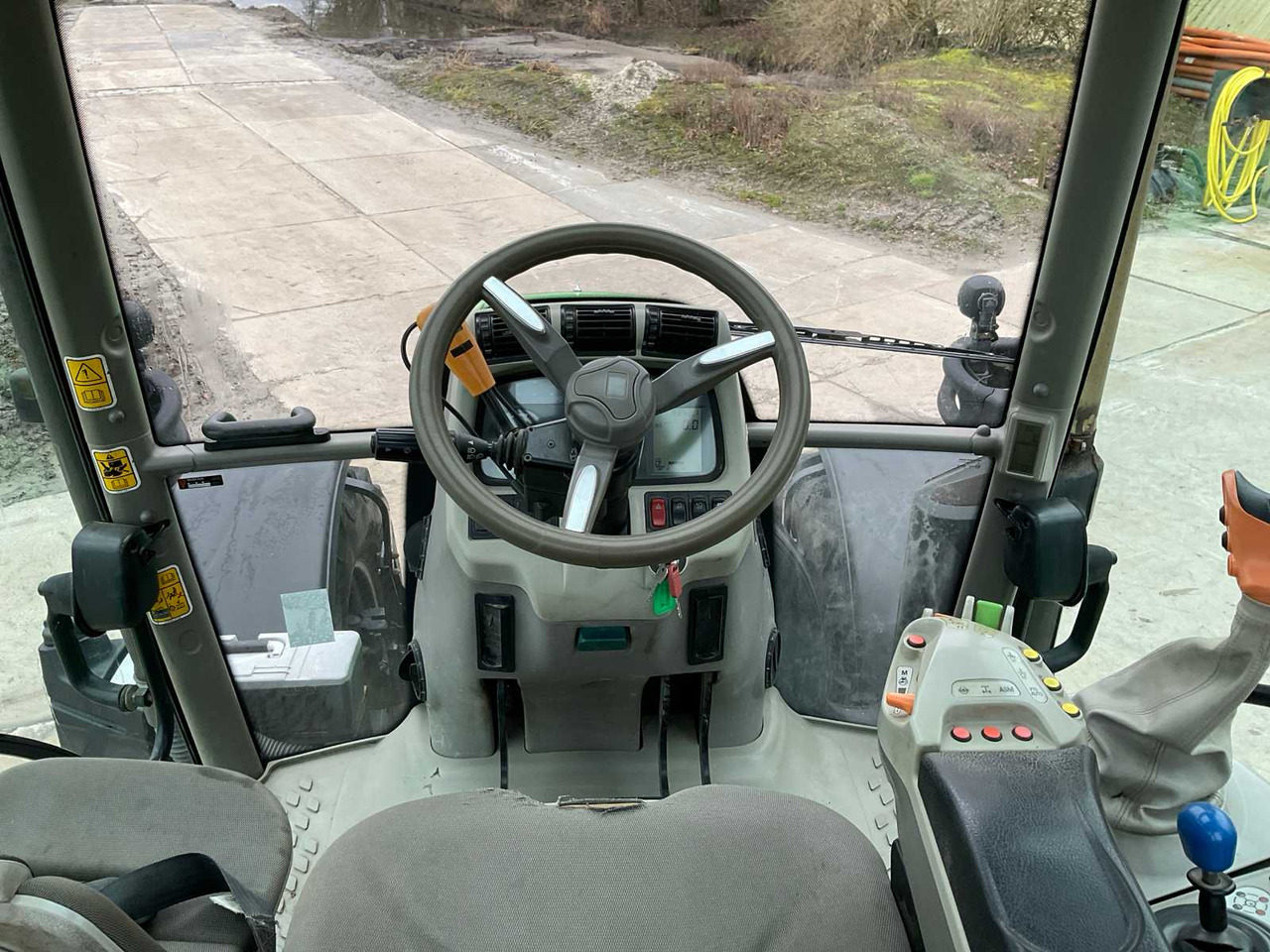 Traktors Deutz-Fahr Agrotron 6150: foto 20