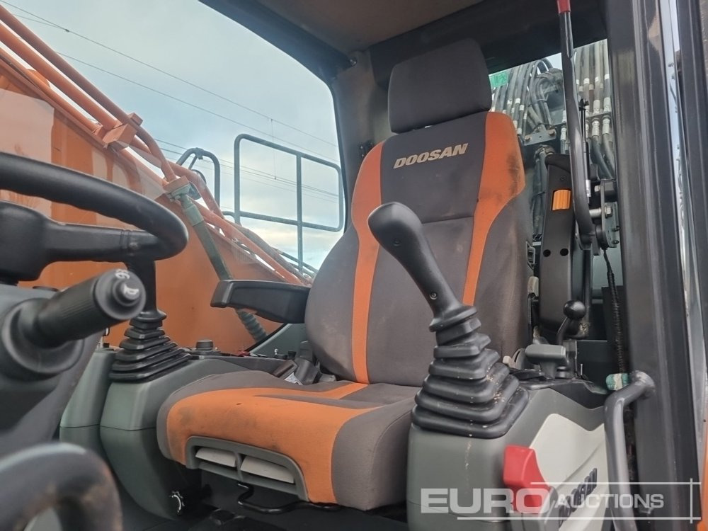 Riteņu ekskavators 2020 Doosan DX230WMH-5: foto 48