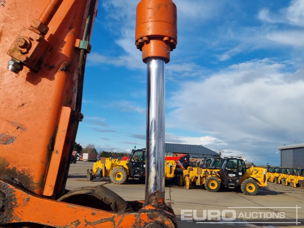 Kāpurķēžu ekskavators 2019 Hitachi ZX135US-6: foto 28