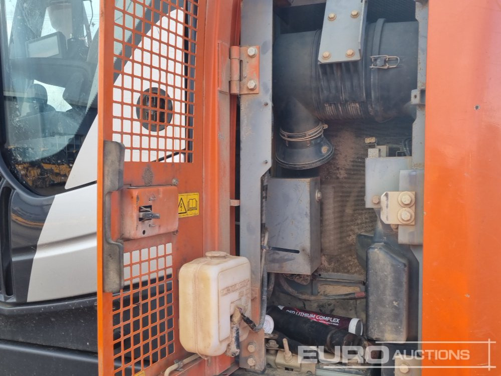 Kāpurķēžu ekskavators 2019 Hitachi ZX135US-6: foto 19