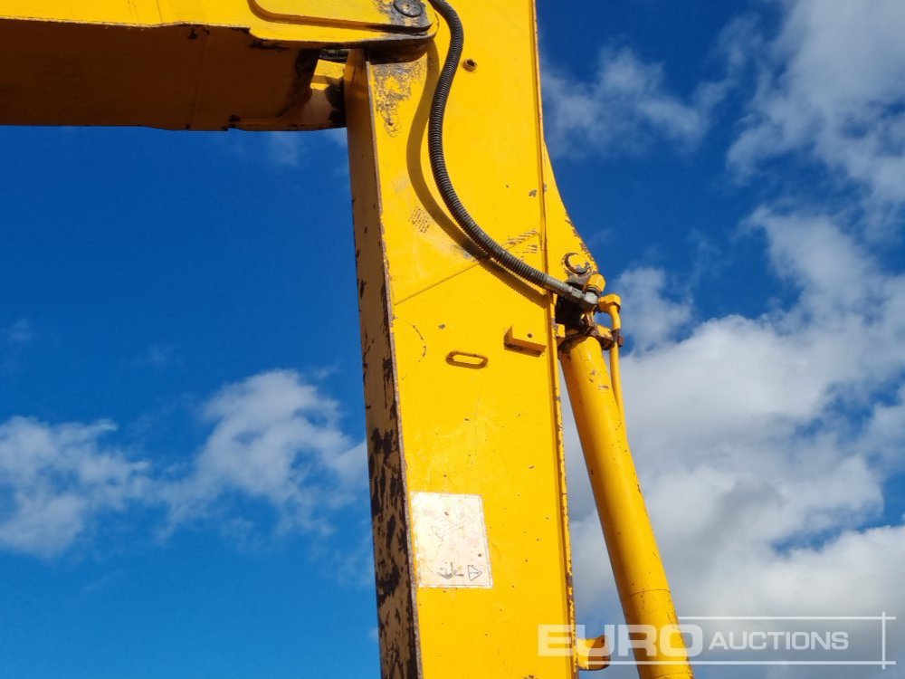 Kāpurķēžu ekskavators JCB JS130: foto 21