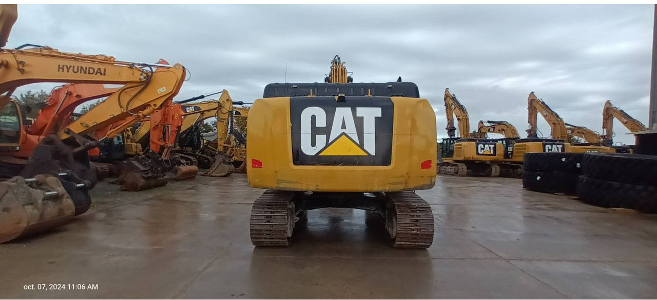 CAT 326F līzingu CAT 326F: foto 14